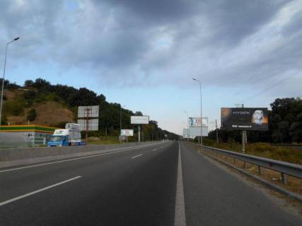 Billboard A in Lisniki (Kiev region) Dniprovs'ke sose, trasa N-01 "Kiiv-Znam'anka", km 20+400 livo, cerez 150m pisla povorotu na s. Lisniki Photo 1