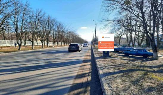 Citylight A in Vasylkiv, 1,2х1,8  m. Vasil'kiv, st. Dekabristiv, 43, bila avtobusnoi zupinki "Avtopark" ta Vasil'kivs'kogo ob'ednanogo mis'kogo vijs'kovogo komisariatu, cerez 290m pisla AZS "GLUSCO", cerez 160m pisla AZS "BRSM NAFTA", za 140m do Osadbanku Photo 1