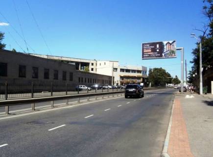 Billboard A in Odessa, 3х6  st. Srednefontanskaa, 31 (A), v centr Photo 1