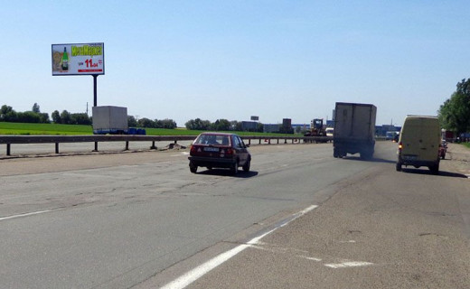 Billboard B in Brovary, 3х6  Бровари Окружна/поворот на Требухів (В) - на Київ,Бориспіль Photo 1