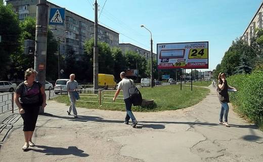 Billboard A in Ternopil, 3х6  st.Kiivs'ka/st.15 Kvitna (A) Photo 1