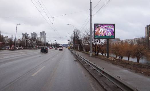 Scrolller, Scroll A in Kyiv, 2.3х3.14  pr-t Sobornosti (Vossoedinenia)/rinok Bereznaki,MakDonal'ds-na mist Patona (A1) SKROLER - 182126 Photo 1