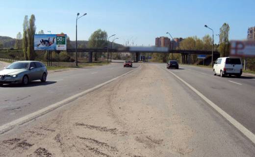 Billboard B in Obukhiv, 3х6  Obuhiv / paperovij kombinat/v*izd v misto (V) na Obuhiv,Ukrainku Photo 1