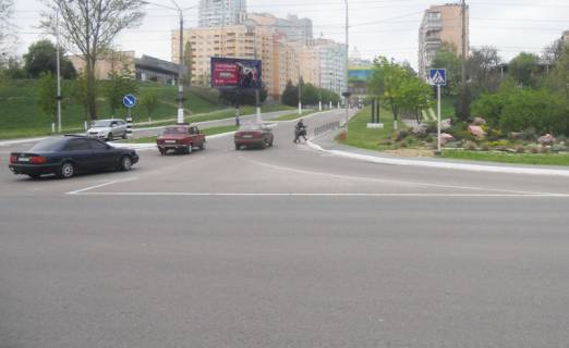 Billboard A in Vishgorod, 3х6  Visgorod Naberezna/pr-t Sevcenko (v centr Visgoroda) (rozpodiluvac) Photo 1