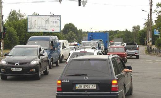 Billboard B in Kyiv, 3х6  Bratislavs'ka/Krajna (V)  Photo 1