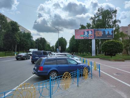 Prismatron, Prism A in Brovary, 3х6  Бровари вул Героїв України,18 (колишня Гагарина) / пл Незалежності/парк Перемоги (А3)-призма (ліва) - 531712 Photo 1