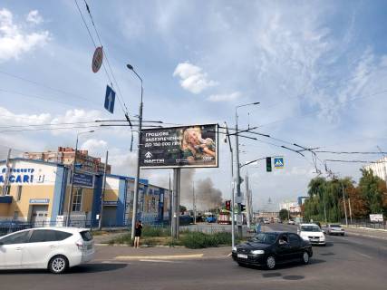 Billboard B in Vinnytsia, 6х3  st. Batoz'ka - st. Akademika Angela Photo 1