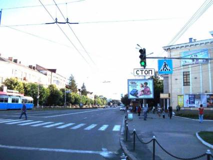 Scrolller, Scroll A in Vinnytsia, 3.14х2.32  av. Kocubins'kogo (budinok Oficeriv) - 282325 Photo 1