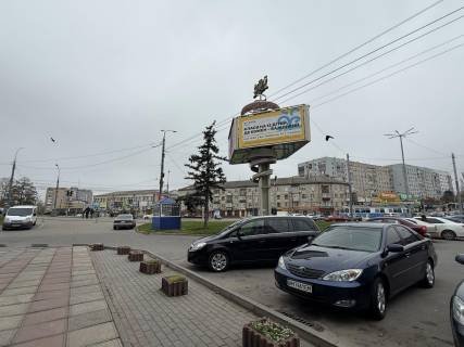Billboard A in Vinnytsia, 6х3  pl. Geroiv Cornobila (z fontana "Rosen") Photo 1