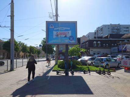 Scrolller, Scroll A in Vinnytsia, 3.14х2.32  av. Kocubins'kogo -st. Nansena (Terra Mare) - 282310 Photo 1