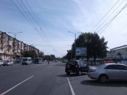 Scrolller, Scroll A in Vinnytsia, 3.14х2.32  av. Kocubins'kogo - st. Timirazeva (central'nij rinok) - 282337 Photo 1